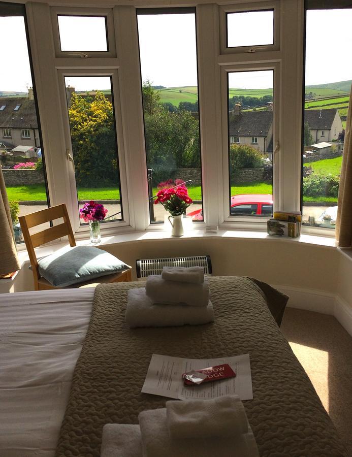 Meadow Lodge Tideswell Exterior photo